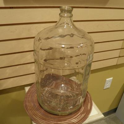 Corning 5 Gallon Car Boy Made in Mexico 20"x10"