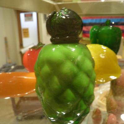 Lot of 6 Vintage Glass Fruit & Vegetables