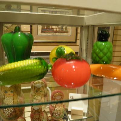 Lot of 6 Vintage Glass Fruit & Vegetables