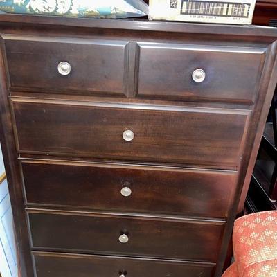 763 Crown Mark Merlot 5 Drawer Dresser