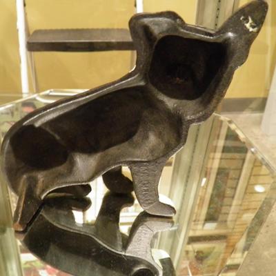Vintage Cast Iron Doggie Door Stop 7.5"