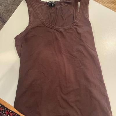 MISC: TSHIRTS (WOMEN'S) COASBELLA, THEORY, BCBG & MOR