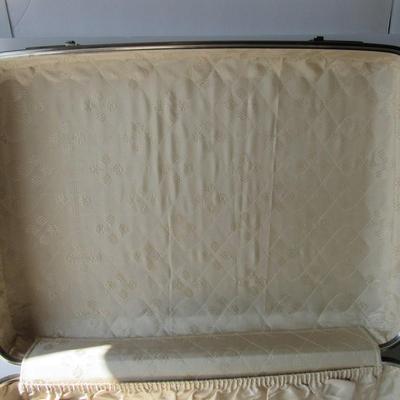 Lot 328: Older Hard Cover Suitcase