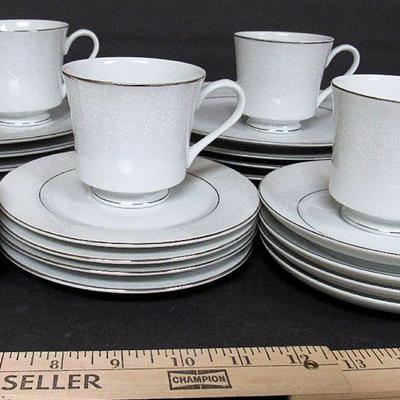Lot 343: NICE! Set of Crown Victoria Lovelace Fine China, Made in Japan