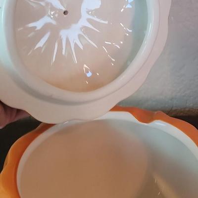 Ceramic Jack o Lantern and Plastic Bowl Deco