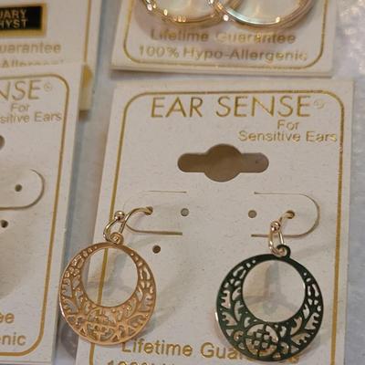 New 100% Hypo Allergenic Gold Tone Earrings