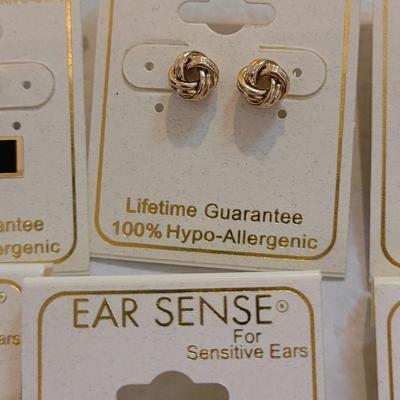 New 100% Hypo Allergenic Gold Tone Earrings