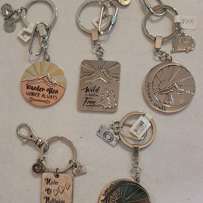 New (5) Metal Keychains
