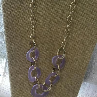 Purple / Gold Link Fashion Necklace.