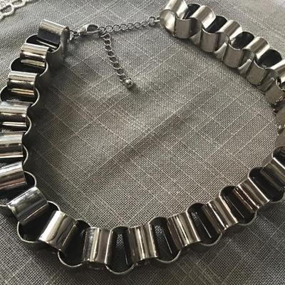 Chunky Silver Tone Necklace