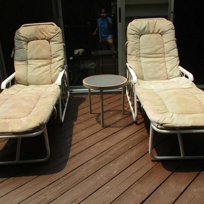 Reclining Loungers & Table