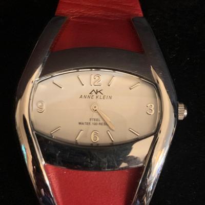 Variety of Watches: Rolex, Mickey Mouse, Seiko, & More (K-HS)