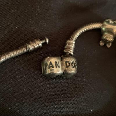 Variety of Silver & Gold Jewelry, Including Sterling & 14K (K-HS)