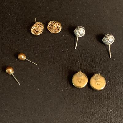 Variety of Silver & Gold Jewelry, Including Sterling & 14K (K-HS)