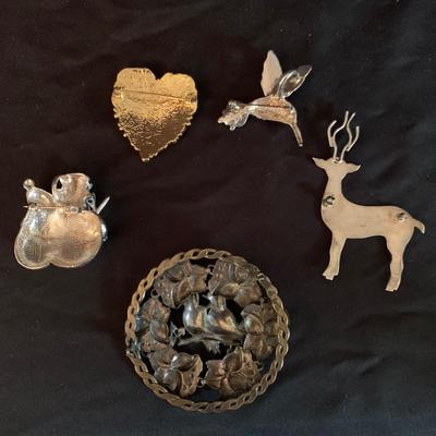 Variety of Silver & Gold Jewelry, Including Sterling & 14K (K-HS)