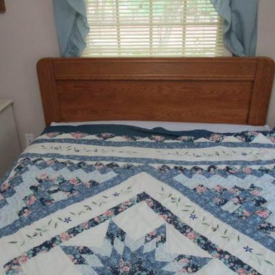 Queen Size Bed & Comforter