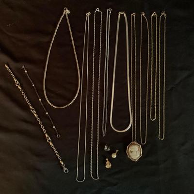 14K Gold & Sterling Silver Chains with Pendants (K-HS)