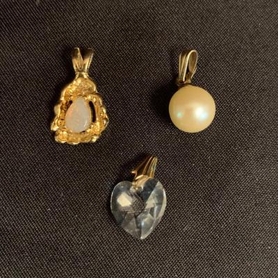 14K Gold & Sterling Silver Chains with Pendants (K-HS)