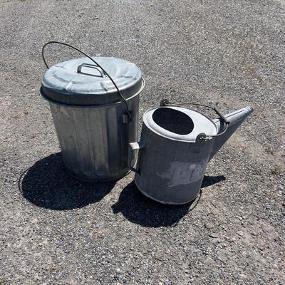 783 Vintage Watering Can and Small Galvanized Trash Can
