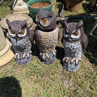 787 Two  Plastic Garden Owls