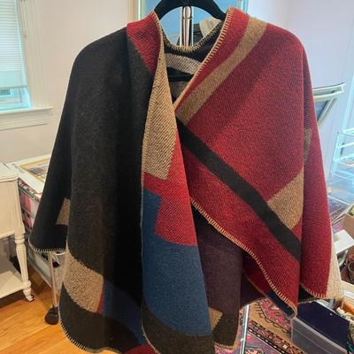 3 PONCHOS: WOMEN'S (FITS ALL SIZE)