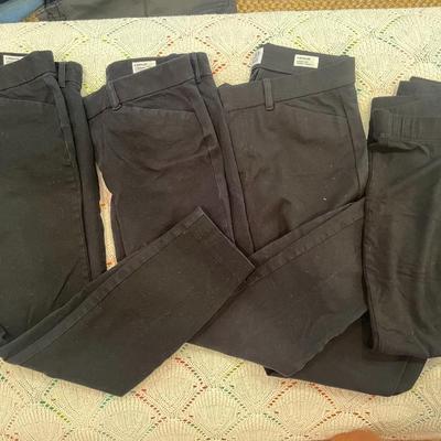 GAP: 4 PAIRS OF BLACK WORK PANTS (WOMEN'S)