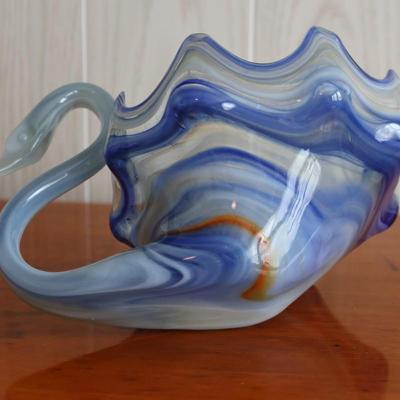 Hand Blown Glass Swan Bowl