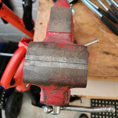 Vintage Craftsman 3 1/2 Bench Vise Anvil