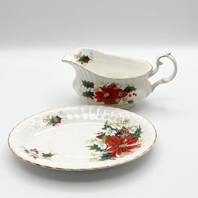 ROYAL ALBERT ~ Poinsetta ~ Five (5) Piece Place Setting For Twelve (12)