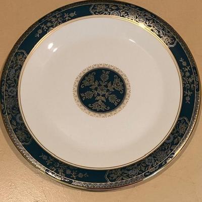 Royal Doulton Carlyle China 90 Pieces