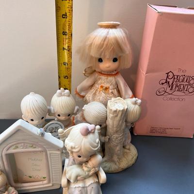 Vintage Precious Moments Collectibles Lot