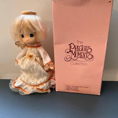 Vintage Precious Moments Collectibles Lot