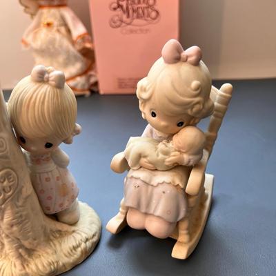 Vintage Precious Moments Collectibles Lot