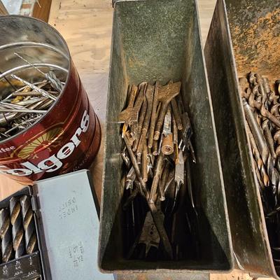 Assortment of Drill-bits  (WS-KW)