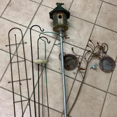 Garden Decor and More! (G-KW)