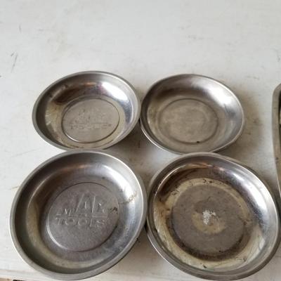 Magnetic Trays