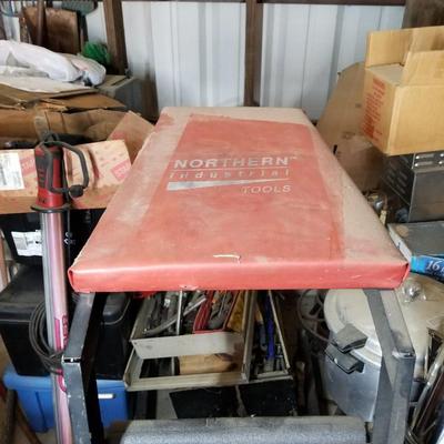 Northern Industries Elevated Seat