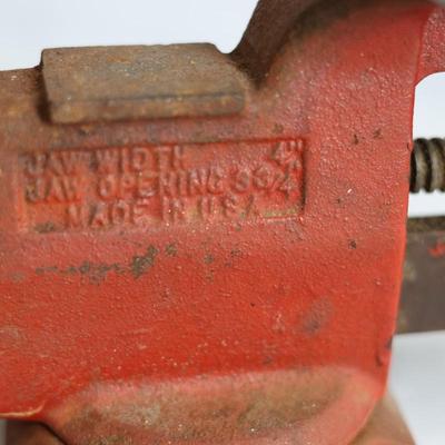 WILTON Swivel Base Bench Vise