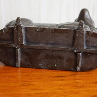 GRISWOLD 866 Vintage Cast Iron Lamb Cake Mold