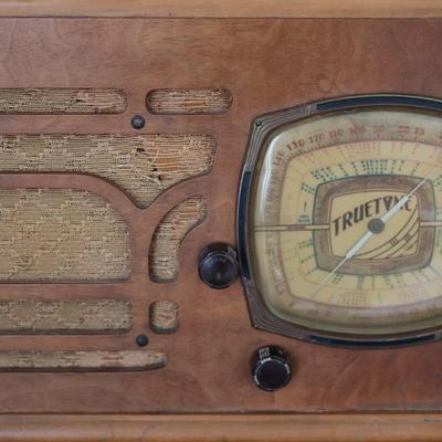 Truetone 1937 Radio