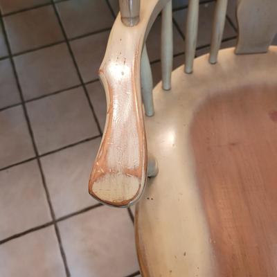 Kitchen Table with Six Windsor Style Chairs (K-CE)