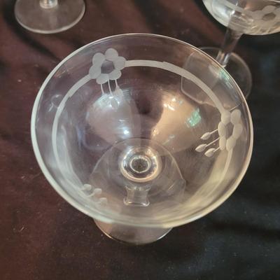 Assortment of Frosted Etched Cordial Glasses (K-CE)