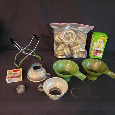 Mirro Aluminum Pressure Canner and Supplies (K-CE)