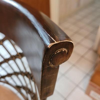 Set of Four Swivel Bar Stools (K-CE)