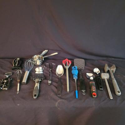 Assortment of Cooking Utensils (K-CE)