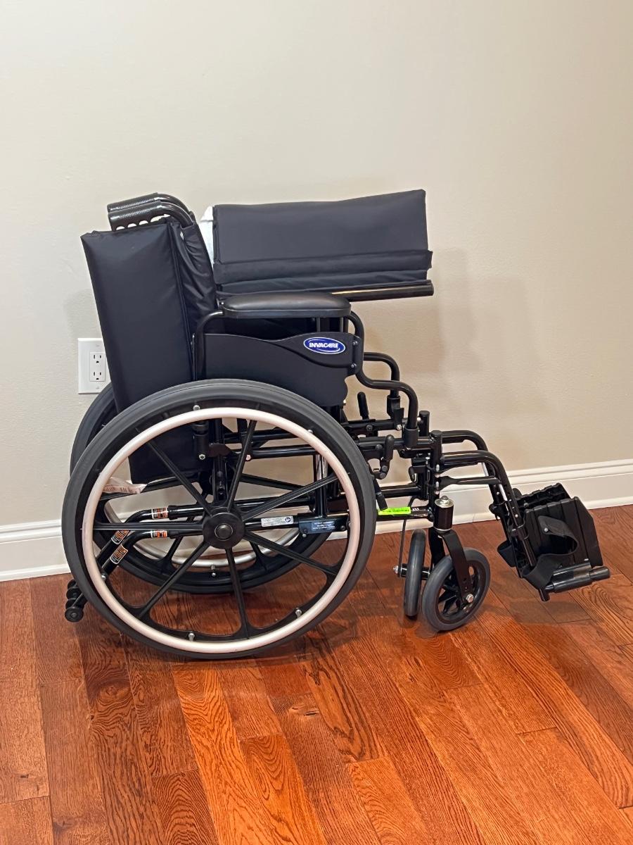 INVACARE TRACER SX5 Foldable Wheelchair