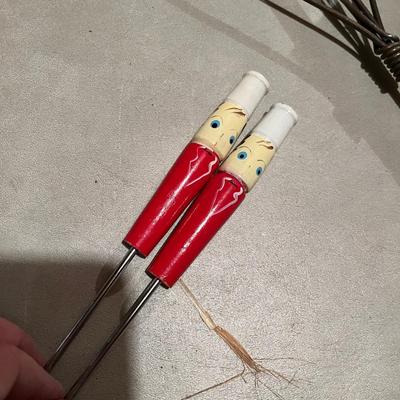 BBQ Supplies! & Rug Beater