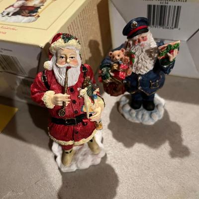 International Santa Clause Figures #9