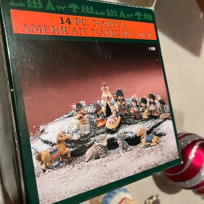 Vintage mini ornaments