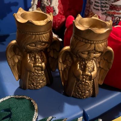 Tub of Christmas Decor